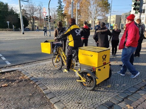 mobile delivery bike